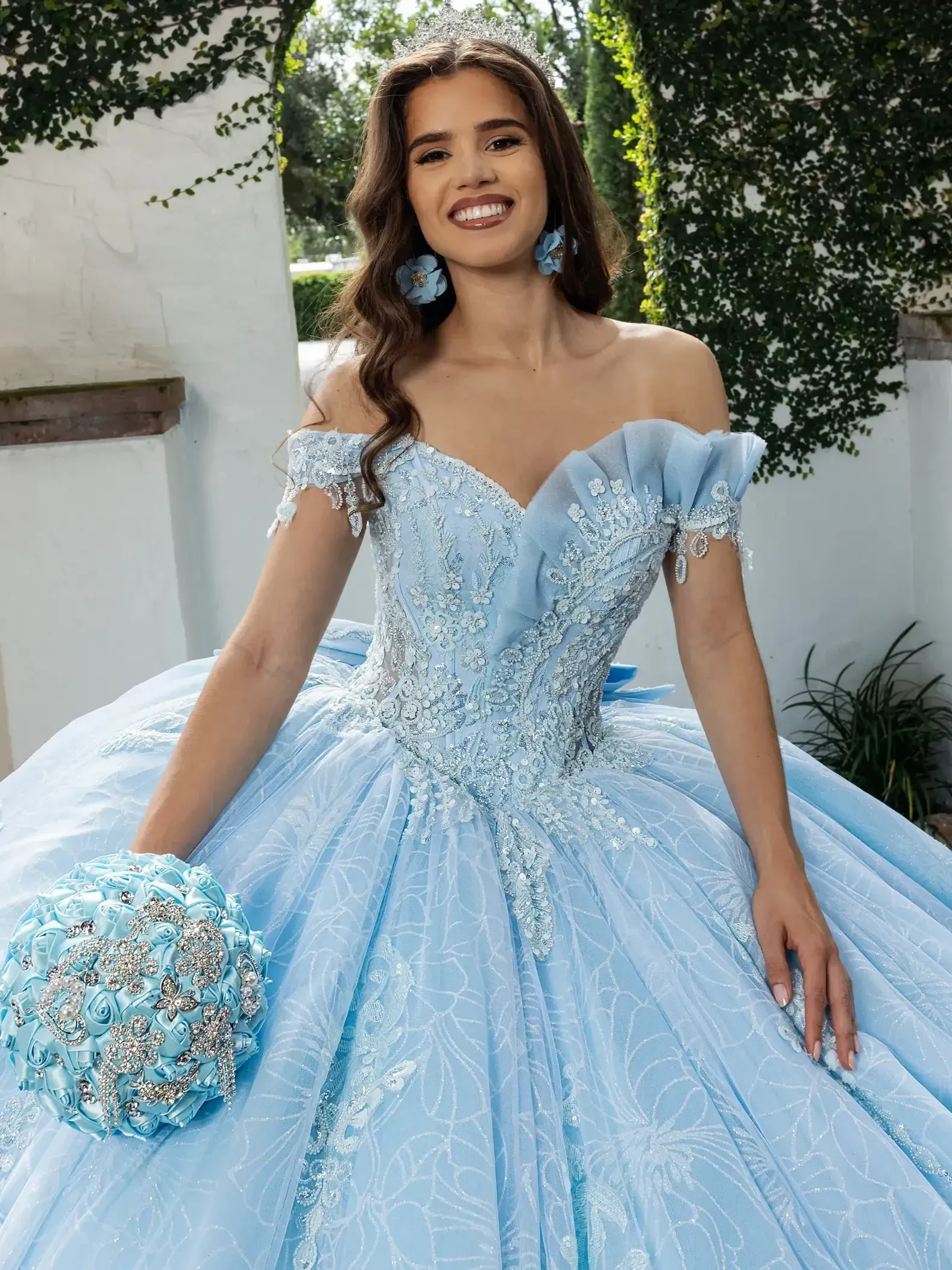 La Reina by Rachel Allan