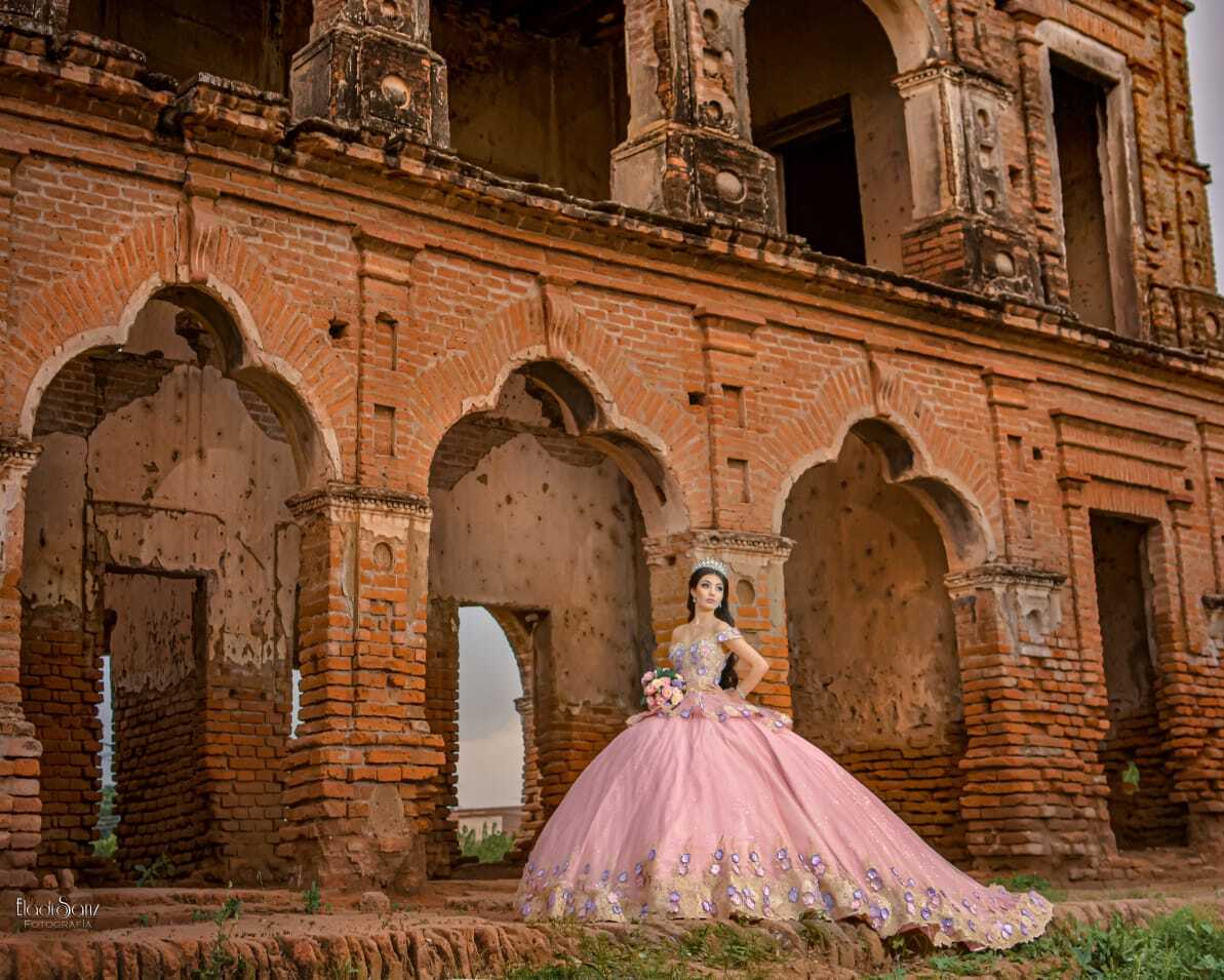 Gallery Image #slidesGrid2