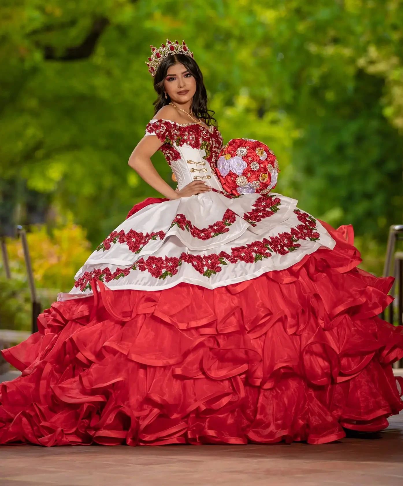 Evelyn. Desktop Image