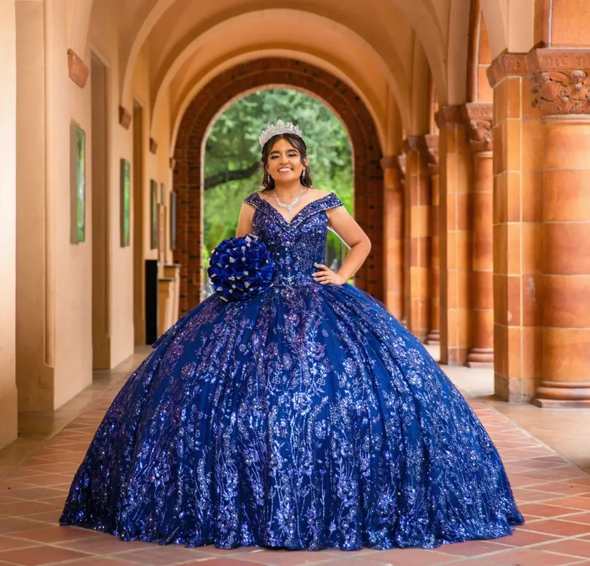 Guadalupe Espinoza. Desktop Image